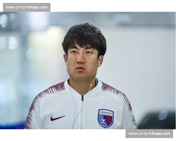 尴尬！前国脚之子留洋三年 0 球 0 助攻，回国无人问津转行娱乐圈