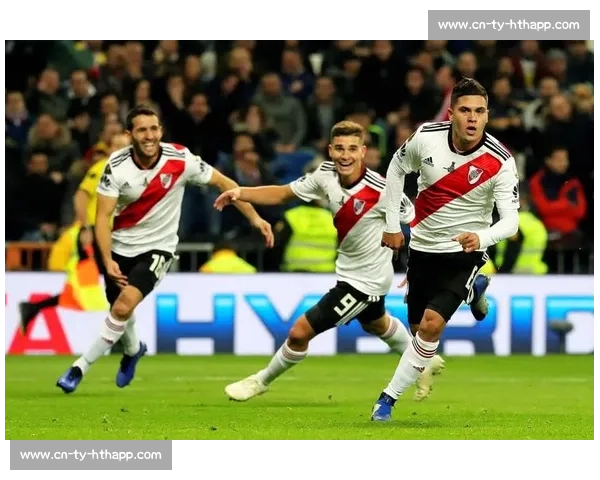 浦和队长世俱杯未握手致歉：流程困惑引发争议